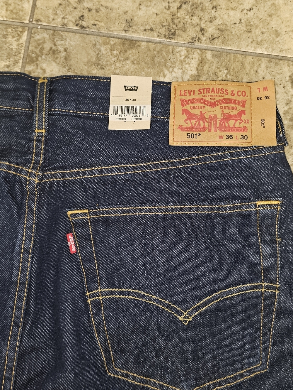 Levi's Men's Dark Blue Straight 501 Denim Jeans
